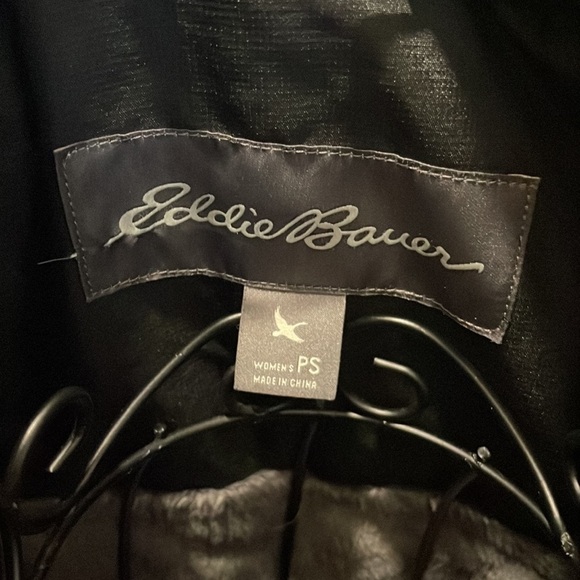 Eddie Bauer parka like new - Picture 8 of 10